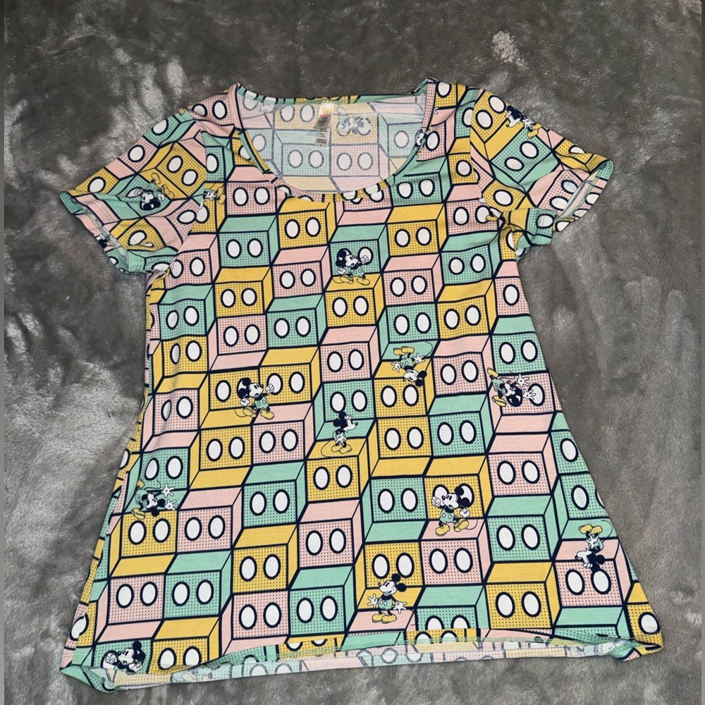 LuLaRoe Pastel Geometric Graphic Tee